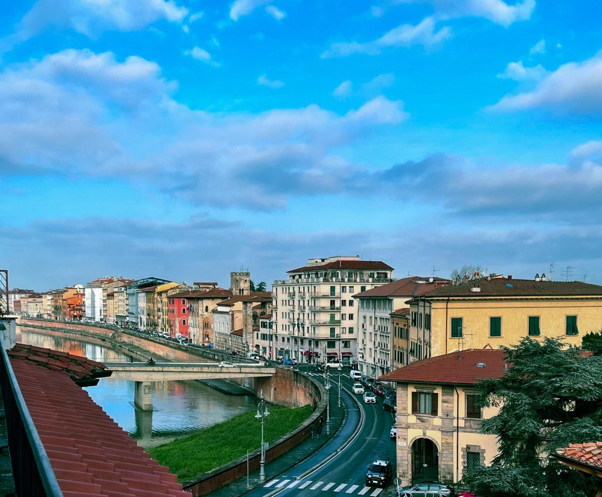 Attico Terrazza Vista Panoramica Lungarni Pisani公寓 外观 照片